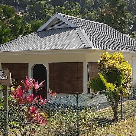 Appartement Coco Blanche à Anse Royale Extérieur photo