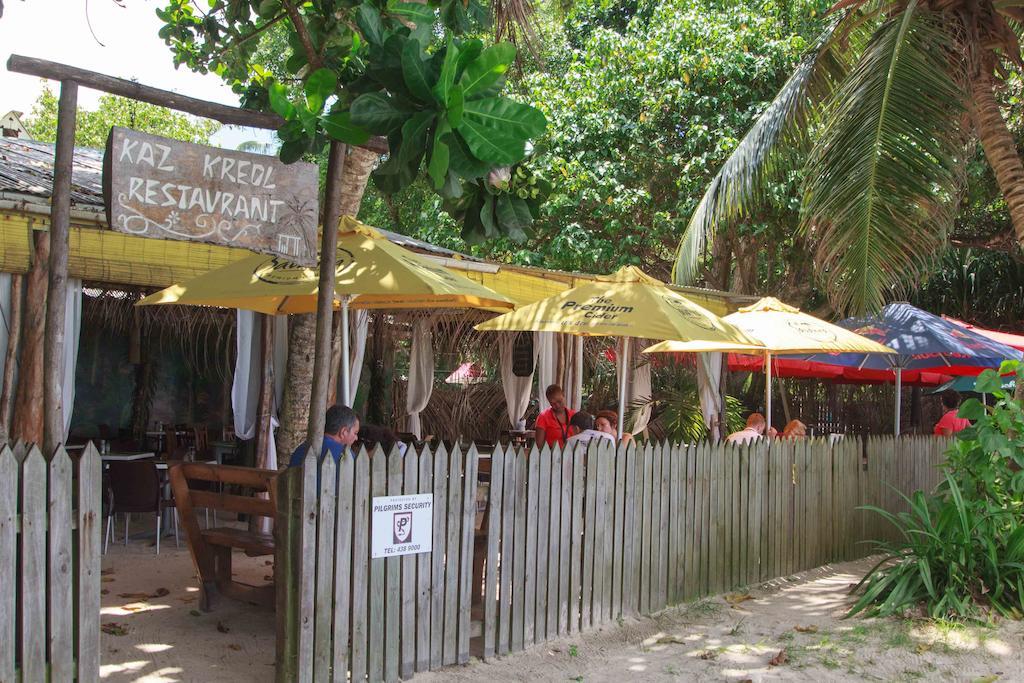 Appartement Coco Blanche à Anse Royale Extérieur photo