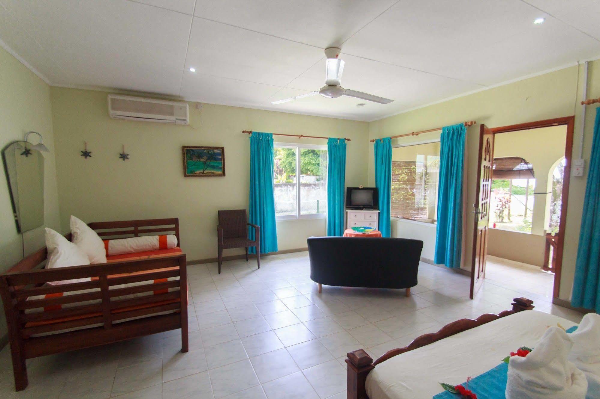 Appartement Coco Blanche à Anse Royale Extérieur photo