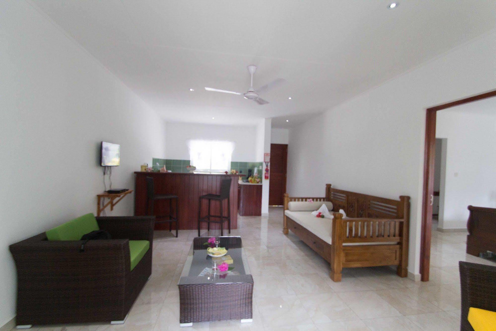 Appartement Coco Blanche à Anse Royale Extérieur photo